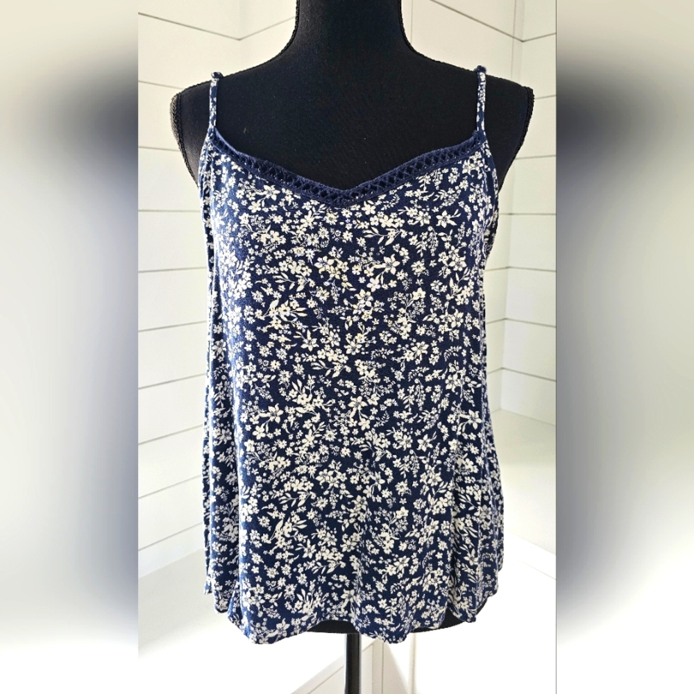 SO White and Blue Sleeveless Camisole